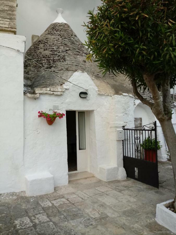 Casa Vacanza Trullo Lamaddalena Apartment Locorotondo Bagian luar foto